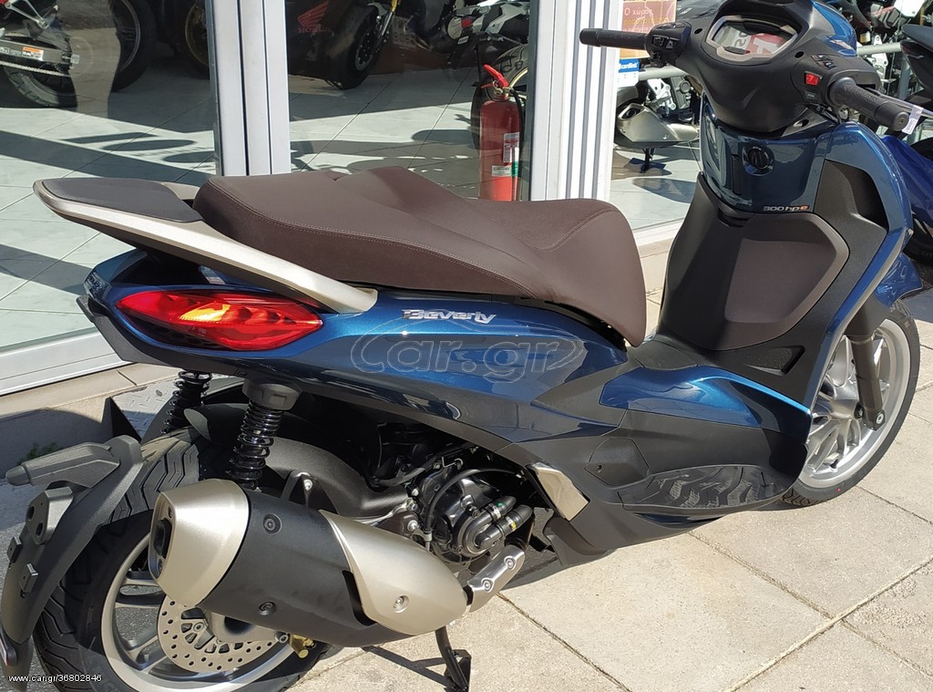 Piaggio Beverly 300i -  2022 - 4 990 EUR Καινούργιες - Μεταχειρισμένες Μοτοσυκλέ