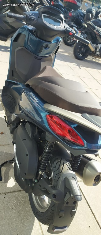 Piaggio Beverly 300i -  2022 - 4 990 EUR Καινούργιες - Μεταχειρισμένες Μοτοσυκλέ