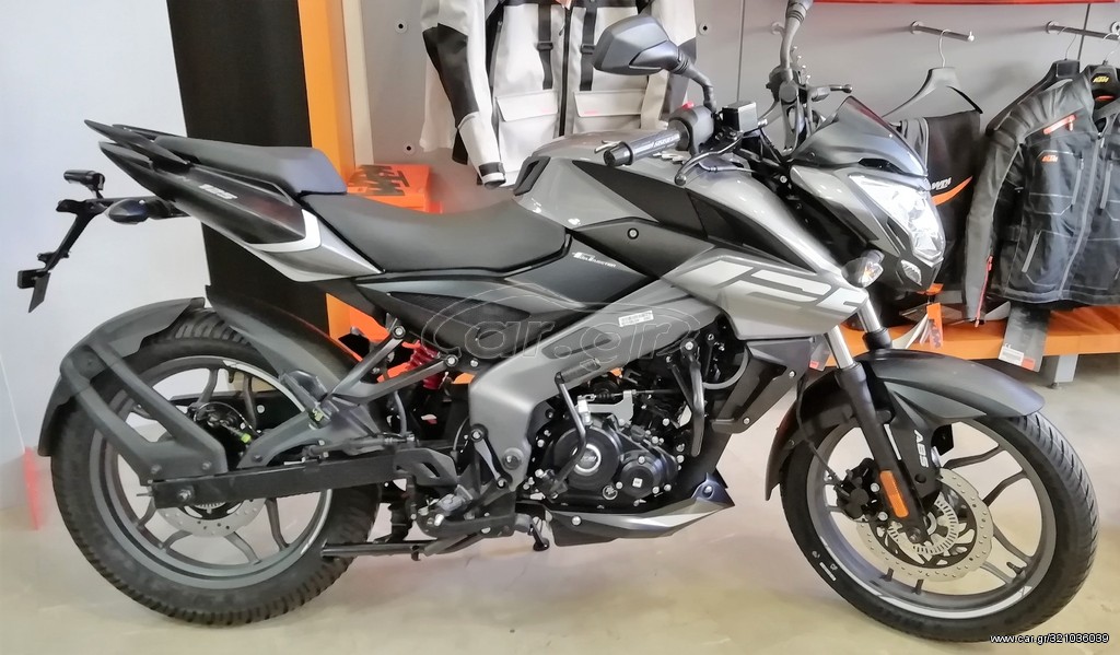 Bajaj  -  2022 - 2 380 EUR - Naked - Καινούριο