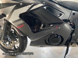 Yamaha YZF-R6 -  2003 - 2 490 EUR Καινούργιες - Μεταχειρισμένες Μοτοσυκλέτες