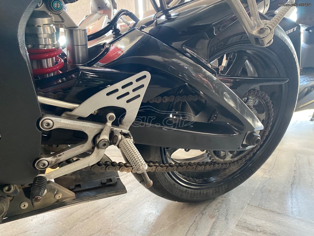 Yamaha YZF-R6 -  2003 - 2 490 EUR Καινούργιες - Μεταχειρισμένες Μοτοσυκλέτες