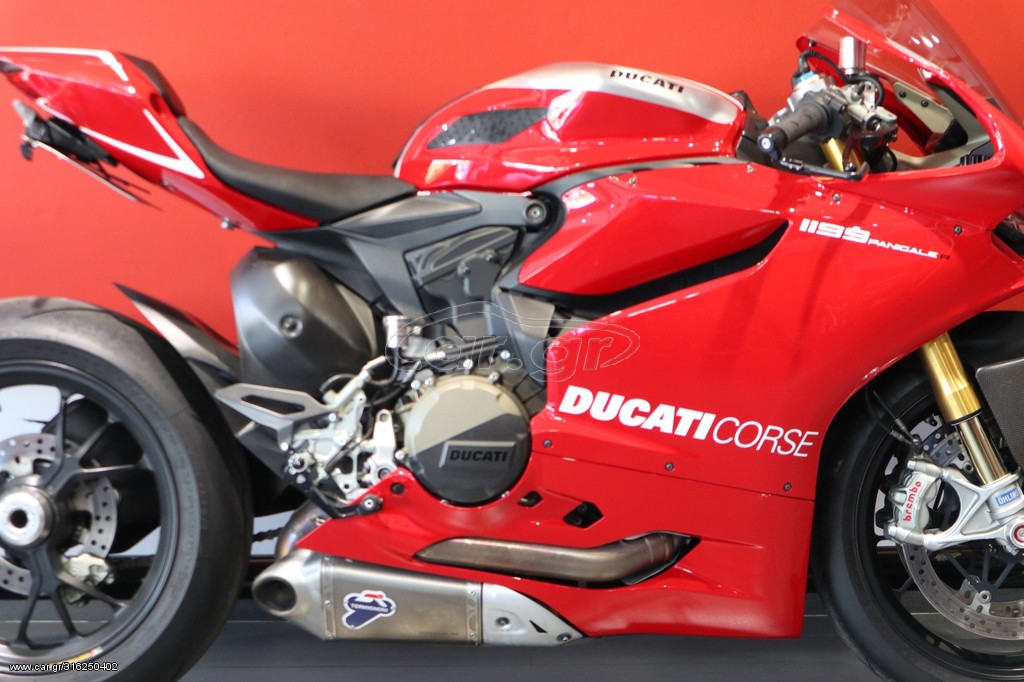 Ducati  - Panigale R 2015 - 25 500 EUR Καινούργιες - Μεταχειρισμένες Μοτοσυκλέτε