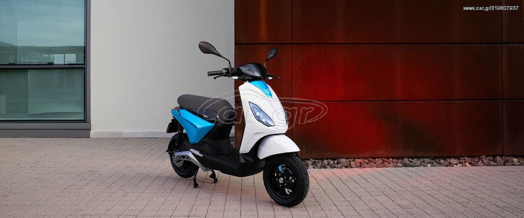 Piaggio  -  2021 - 3 390 EUR - Roller/Scooter - Καινούριο