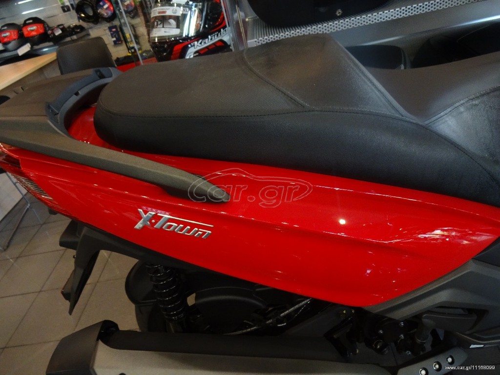 Kymco X-Town 300i -  2022 - 4 695 EUR Καινούργιες - Μεταχειρισμένες Μοτοσυκλέτες