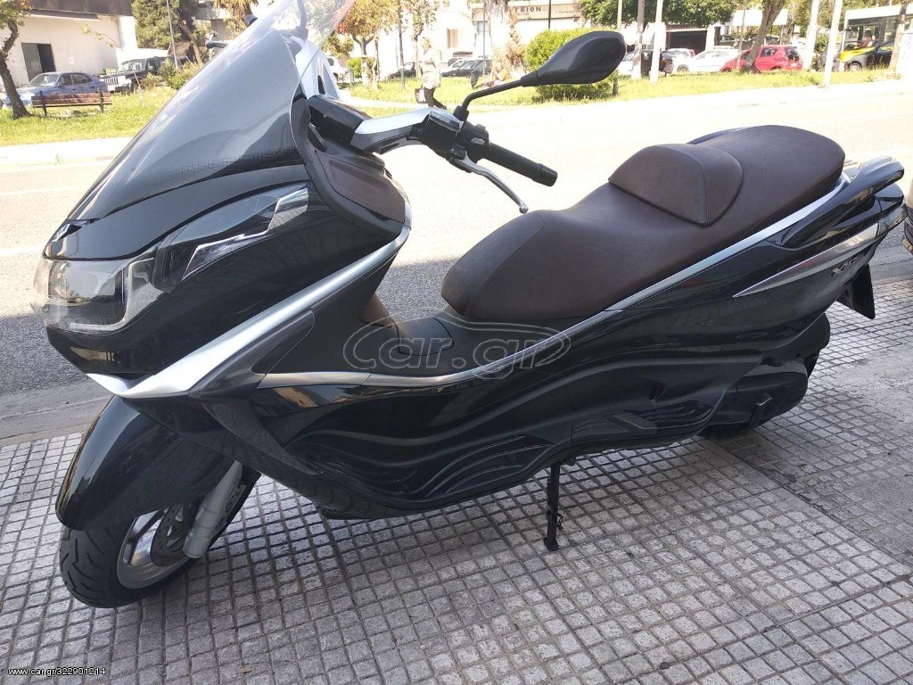 Piaggio  -  2013 - 3 500 EUR Καινούργιες - Μεταχειρισμένες Μοτοσυκλέτες