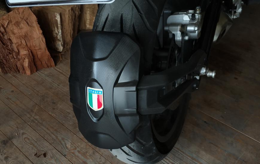 Benelli TRK 502 -  2018 - 5 200 EUR Καινούργιες - Μεταχειρισμένες Μοτοσυκλέτες