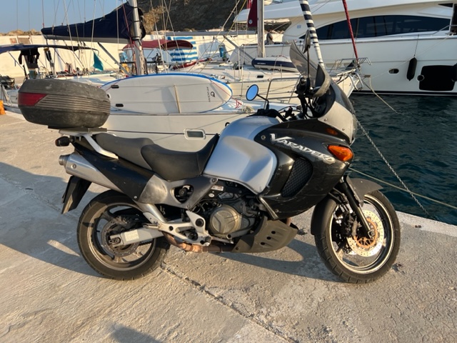 Honda Varadero 1000 -  1999 - 2 000 EUR Καινούργιες - Μεταχειρισμένες Μοτοσυκλέτ