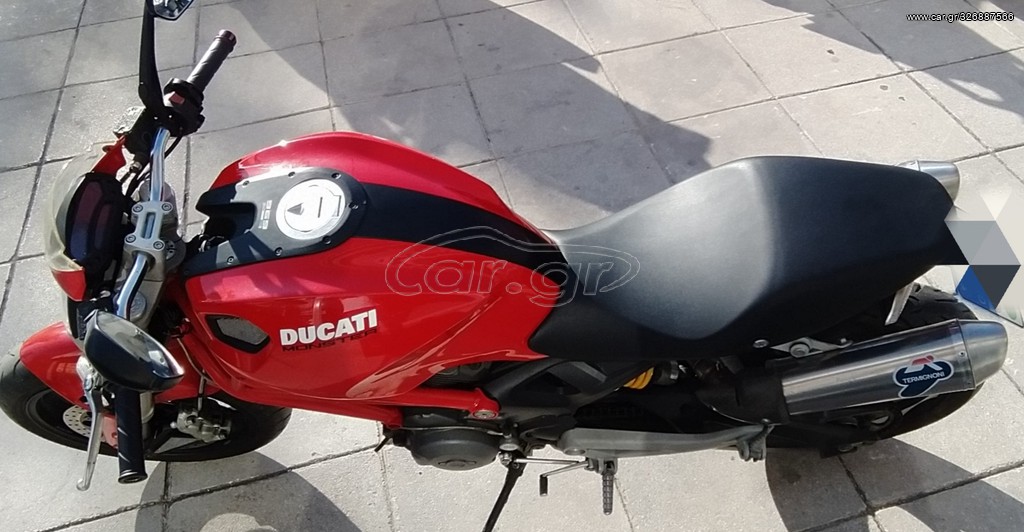 Ducati  Monster 696 09