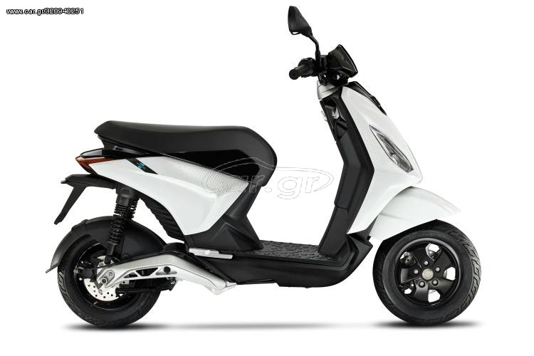 Piaggio  -  2022 - 2 750 EUR Καινούργιες - Μεταχειρισμένες Μοτοσυκλέτες