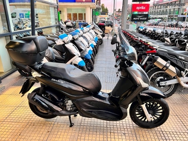 Piaggio Beverly 300 -  2015 - 2 800 EUR Καινούργιες - Μεταχειρισμένες Μοτοσυκλέτ