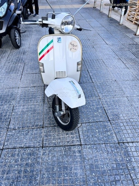 Piaggio Vespa -  2015 - 2 900 EUR Καινούργιες - Μεταχειρισμένες Μοτοσυκλέτες