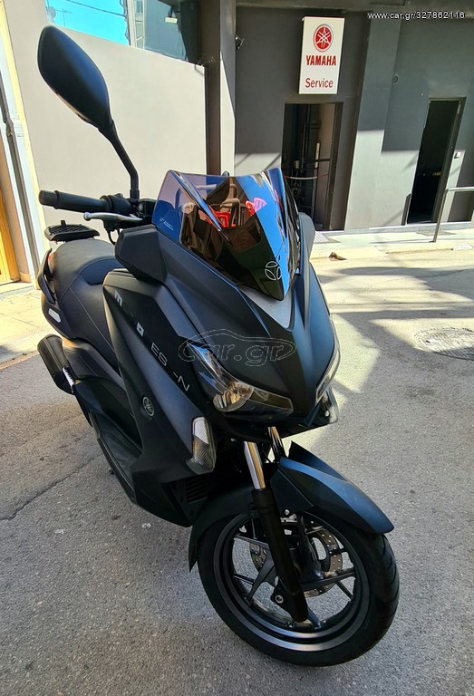 Yamaha X-Max 250 Sport - MOMO ΑΨΟΓΟ! 2015 - 3 750 EUR Καινούργιες - Μεταχειρισμέ