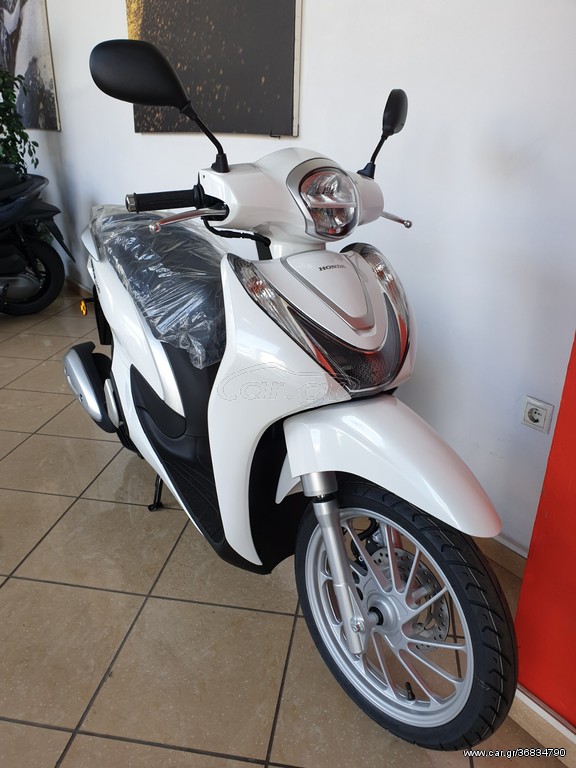 Honda SH 125i - ΕΤΟΙΜΟΠΑΡΑΔΟΤΟ ΣΕ ΟΛΑ ΤΑ ΧΡΩΜΑΤΑ 2023 - 3 030 EUR Καινούργιες - 