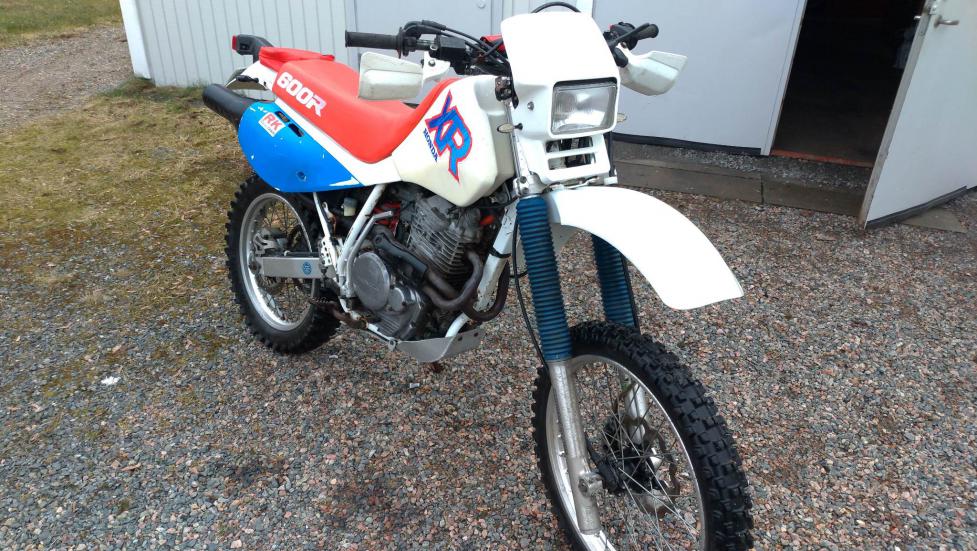 Honda XR 600 - R 1992 - 3 500 EUR Καινούργιες - Μεταχειρισμένες Μοτοσυκλέτες