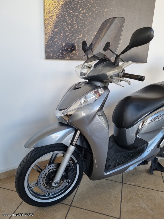 Honda SH - 300i ΑΒS 2016 - 3 100 EUR Καινούργιες - Μεταχειρισμένες Μοτοσυκλέτες