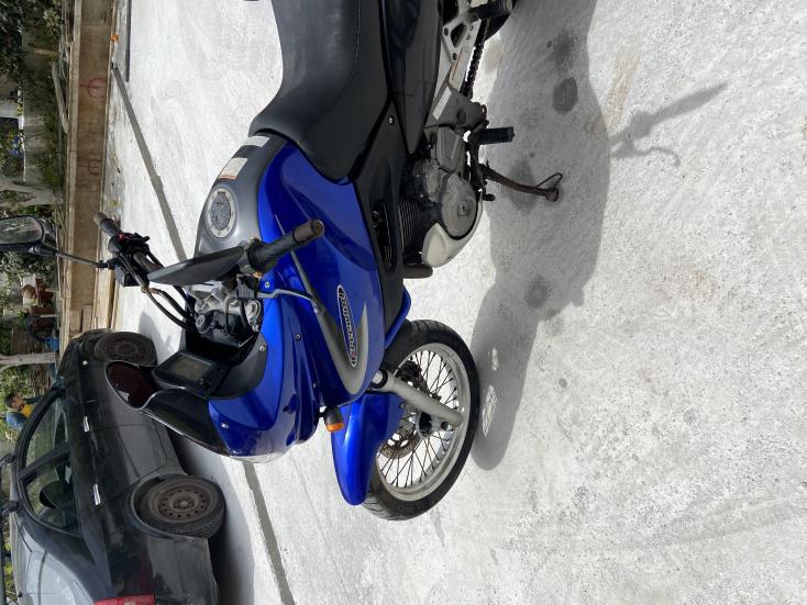 Suzuki XF 650 Freewind -  2002 - 1 300 EUR Καινούργιες - Μεταχειρισμένες Μοτοσυκ