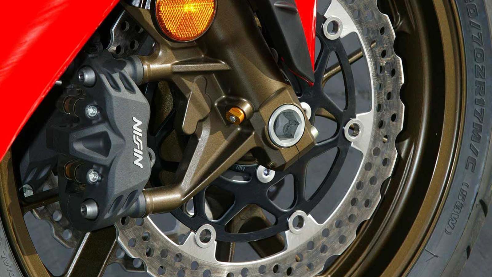 Πόσο καλύτερα είναι τα ακτινικά φρένα τελικά;