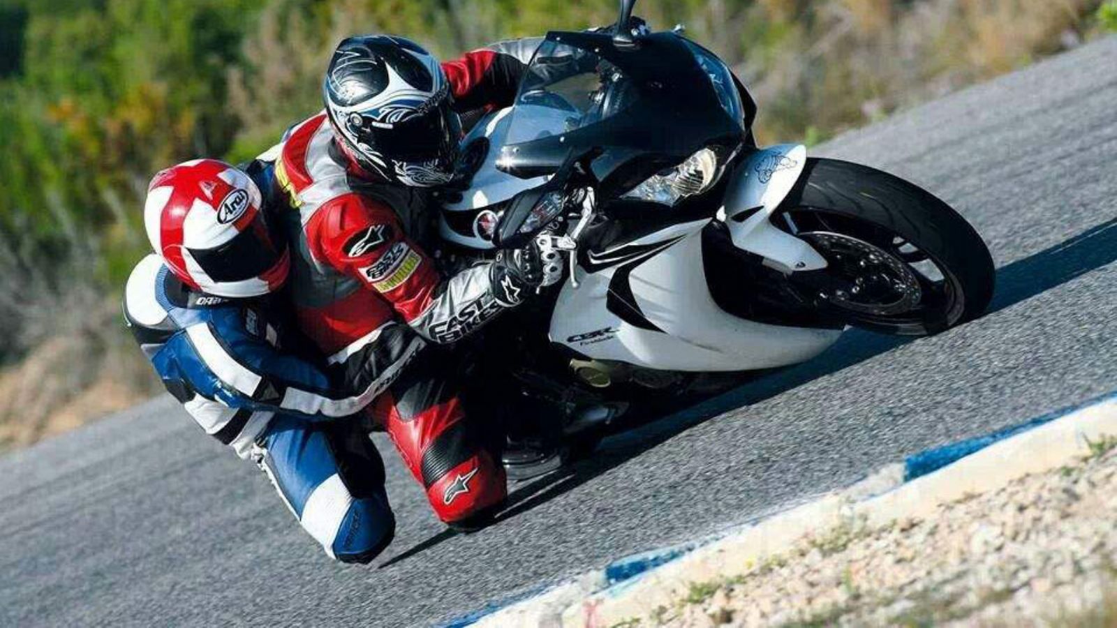 5 επικίνδυνα λάθη που κάνει ο συνεπιβάτης σου