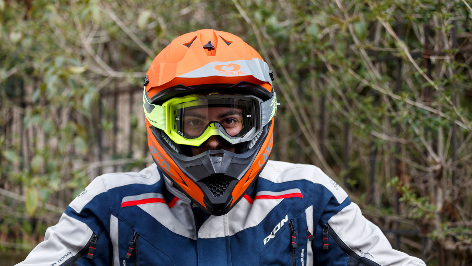 Test μάσκα Progrip Vision 3300