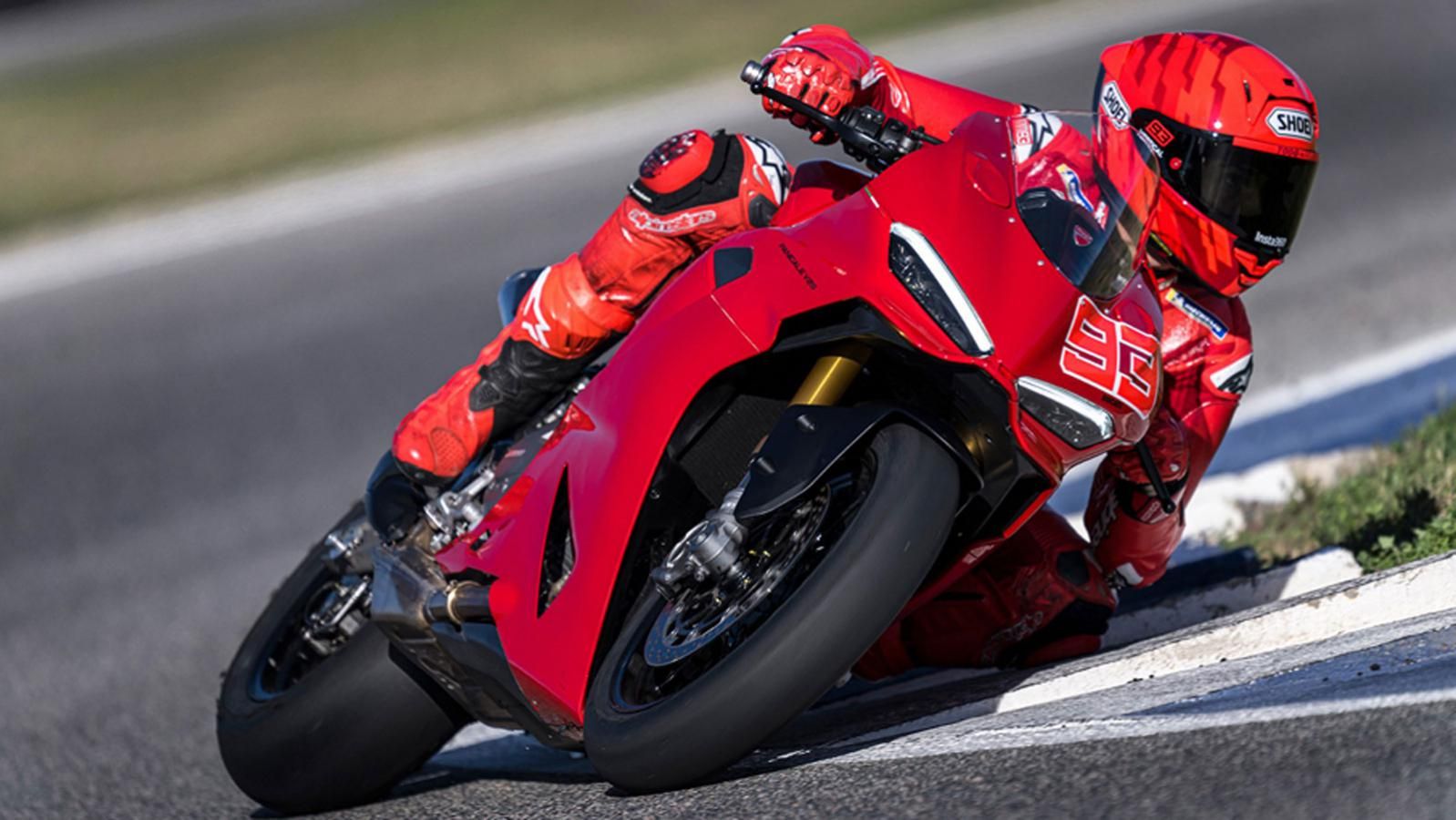 Η Ducati Panigale V2 S σηματοδοτεί ένα ιστορικό ορόσημο για τα δικύλινδρα supersport του Borgo Panigale. Για πρώτη φορά, δεν βασίζεται σε μεγαλύτερο μ