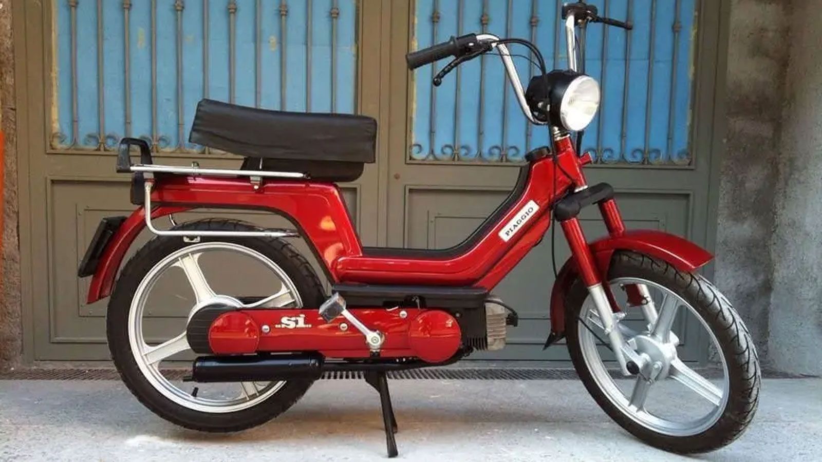 Στα τέλη της δεκαετίας του 70, η Piaggio είχε ήδη κατακτήσει την ευρωπαϊκή αγορά των μοτοποδηλάτων με το θρυλικό Piaggio Ciao. Φθηνό, απλό και σχεδόν
