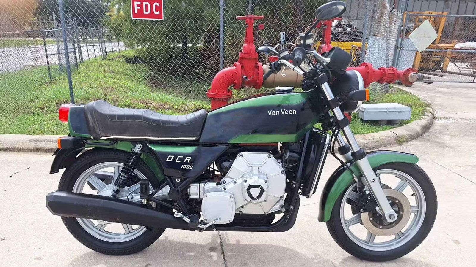 Στα μέσα της δεκαετίας του 70, η Van Veen OCR 1000 ήταν κάτι παραπάνω από μια απλώς εξωτική μοτοσυκλέτα. Με 100 ίππους, τελική ταχύτητα άνω των 200 km