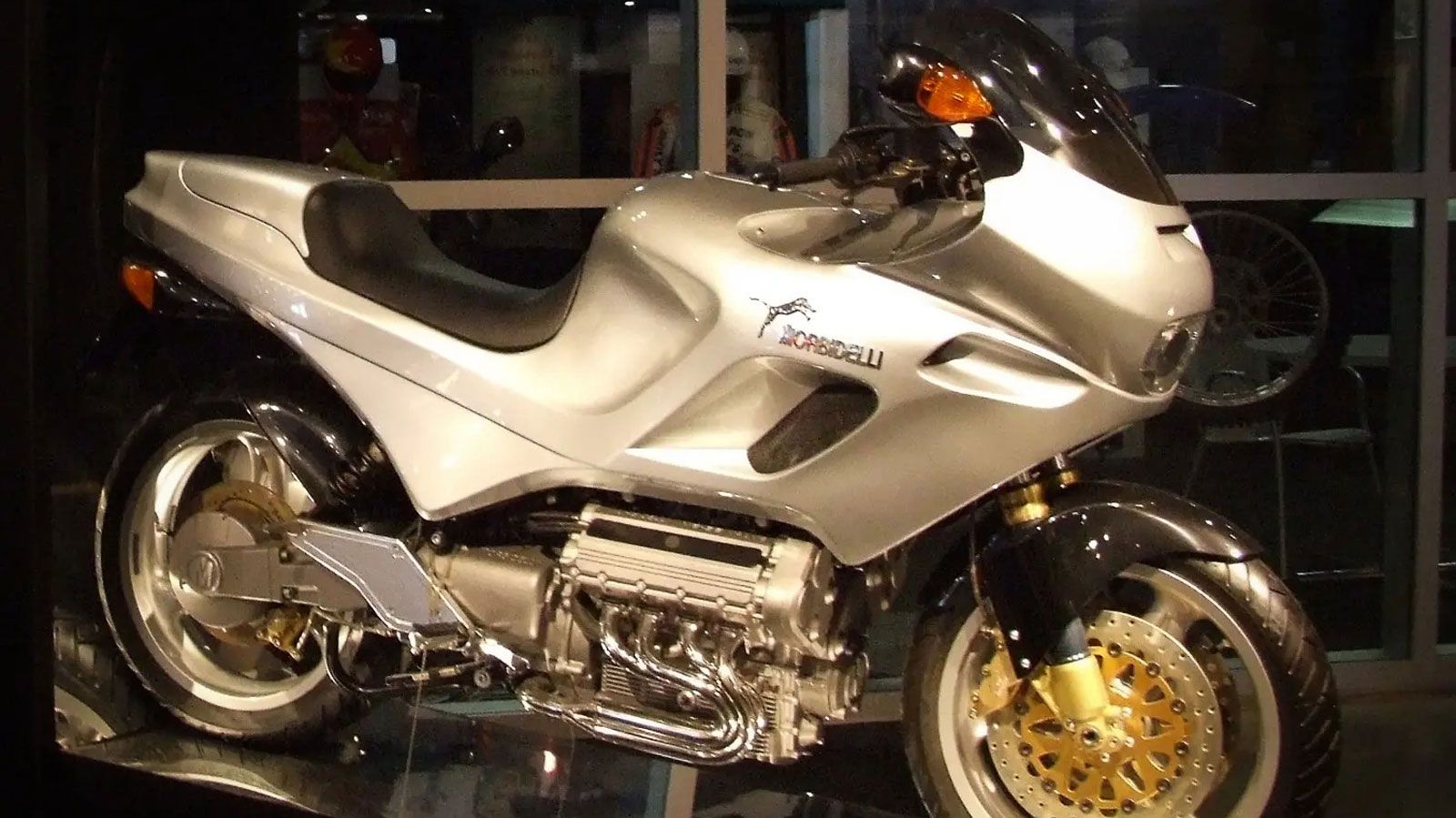 Morbidelli V8