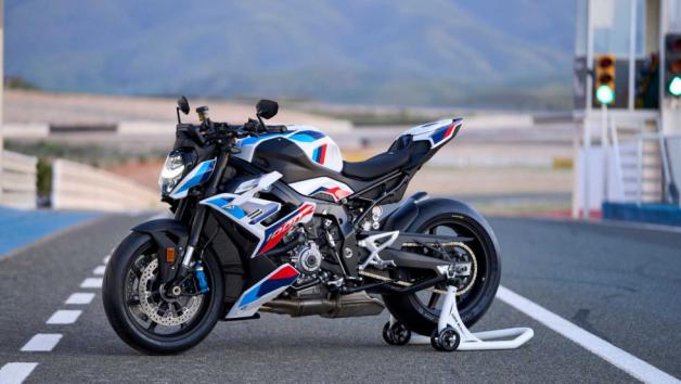 Νέες BMW M 1000 RR και M 1000 R: Τίγκα στο ανθρακόνημα 