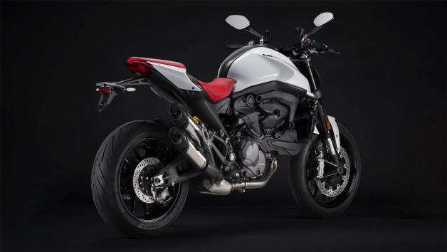 Ducati Monster & Monster +: Ποιες είναι οι διαφορές τους; 