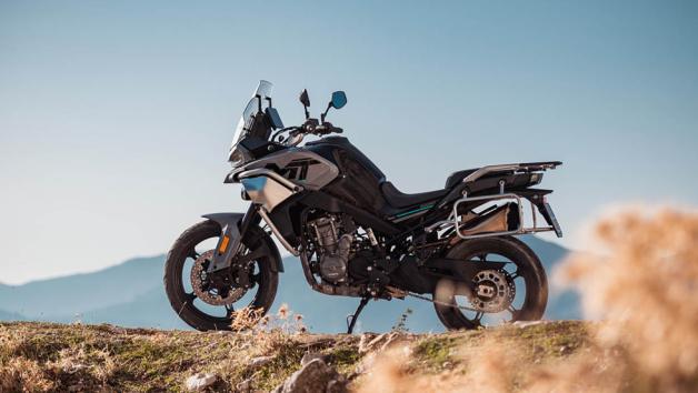 CFMOTO 800MT – Οι διαφορές ανάμεσα στις 3 εκδόσεις 