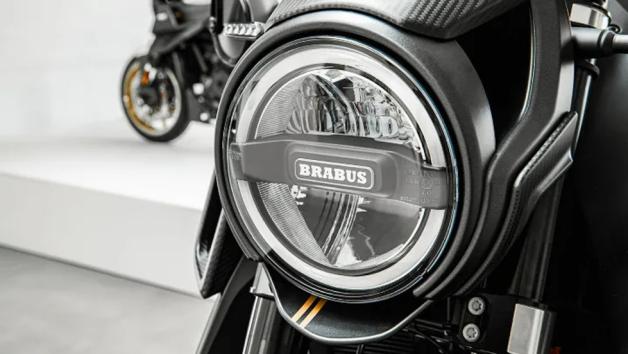 Η Brabus δημιουργεί το 1400 R σε συνεργασία με την ΚΤΜ 