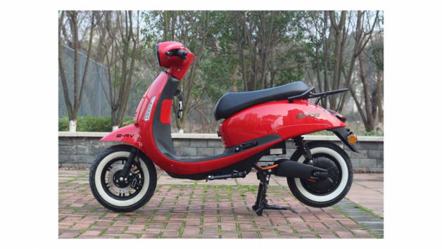 Ηλεκτρικά scooter χωρίς δίπλωμα που κοστίζουν όσο ένα e-bike 