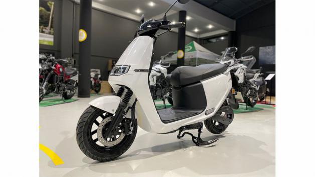 Ηλεκτρικά scooters με τελική 75-90χλμ/ω και τιμή κάτω από 3.500 ευρώ 