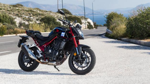 Honda Hornet 750: Η μικρή σφήγκα κάνει τα 0-100 σε 3,8δλ 