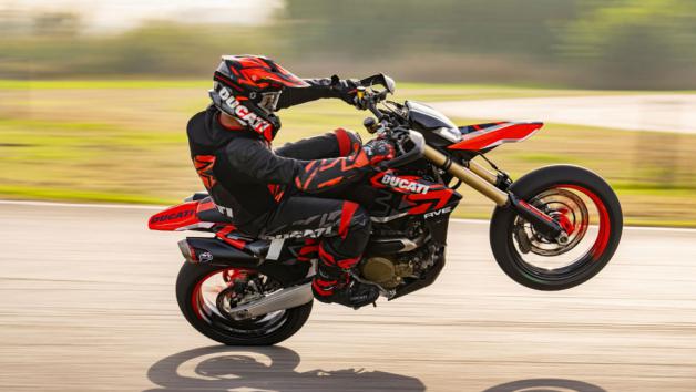 Ducati Hypermotard 698 Mono: Mono-κυκλο με πολιτικό κοστούμι 