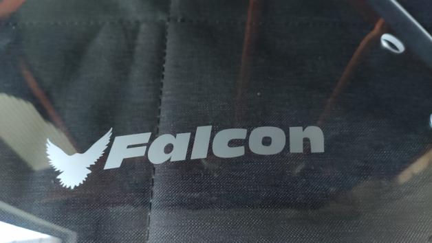 Παρουσίαση παρμπρίζ Falcon: Προσιτή προστασία από τον αέρα 