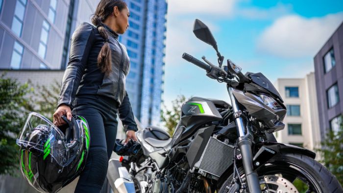 Kawasaki Z500: Με νέα, μειωμένη τιμή ακόμα πιο προσβάσιμη! 