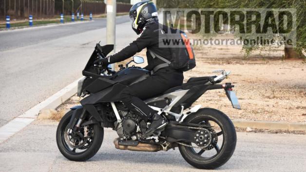 Ετοιμάζει η KTM το νέο 1390 Super Duke GT με 190 ίππους; 