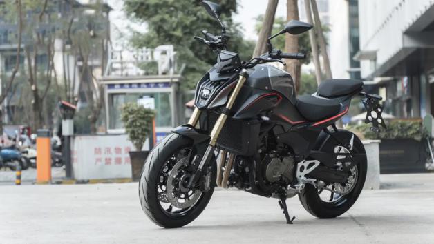 Θα έρθει το νέο SRK 550 της QJMOTOR στην Ελλάδα; 