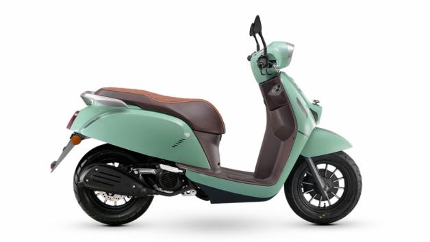 Ποια retro scooter στα 125cc παίρνω με 2 χιλιάρικα; 