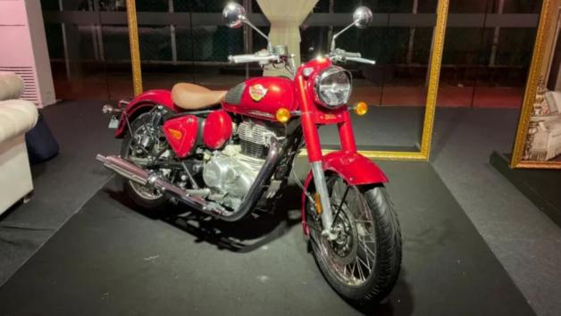 Αλλαγές δέχεται για το 2025 το Royal Enfield Classic 350  