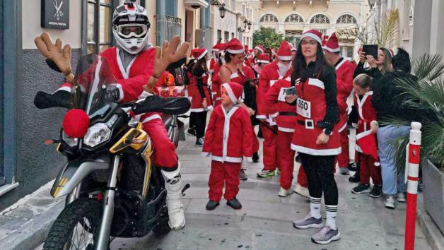 Santa Run Syros: Aγιοβασίληδες στη Σύρο για φιλανθρωπικό σκοπό  