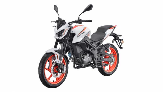 QJMOTOR TRX 125: Ανεστραμμένο πιρούνι, τετραπίστονη δαγκάνα και ABS 