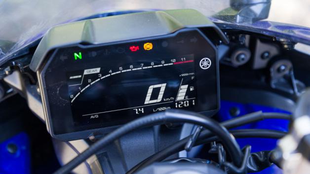 Yamaha R7: Ο ροπάτος CP2 κινητήρας σε Super Sport διαθέσεις 