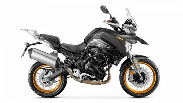 Benelli TRK 702 / TRK 702X αυτές είναι οι τιμές τους 