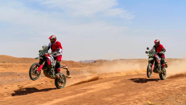 Παρουσιάστηκε το Ducati Desert X Rally - Δείτε τι αλλάζει από τη βασική έκδοση 