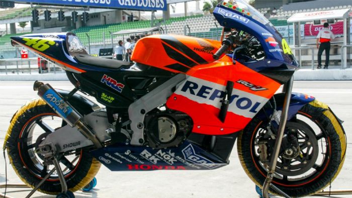 Η Honda RC211V: Δεν χρειάζονται πολλές συστάσεις, τα έχουμε ξαναπεί... 