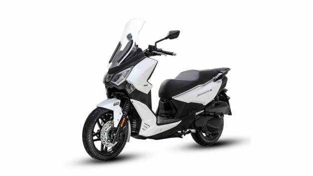 SYM Joyride 16 300: Το πρώτο 300ρι με 16άρη τροχό και επίπεδο πάτωμα 