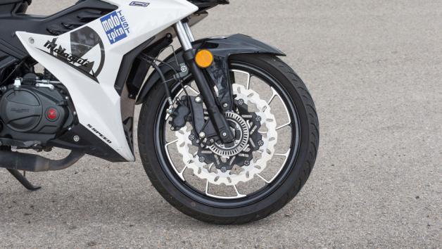 Malaguti Spectre 125: Παπί με ψυχή μοτοσυκλέτας 