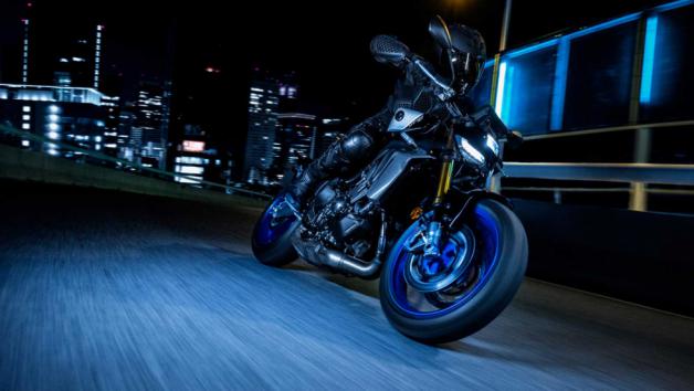 Yamaha MT-09 & MT-09 SP: Φόρος τιμής στα κλασσικά Streetfighter